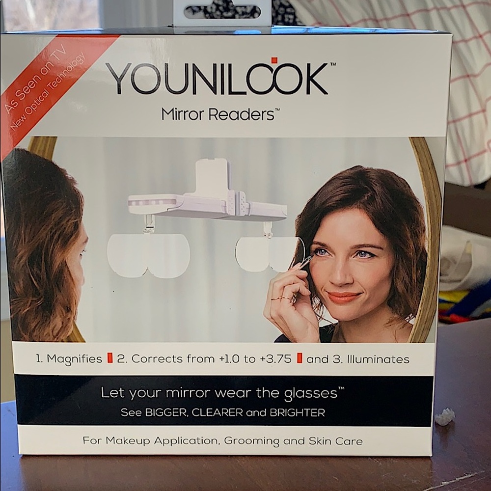 YOUNILOOK Cosmetic Mirror Readers